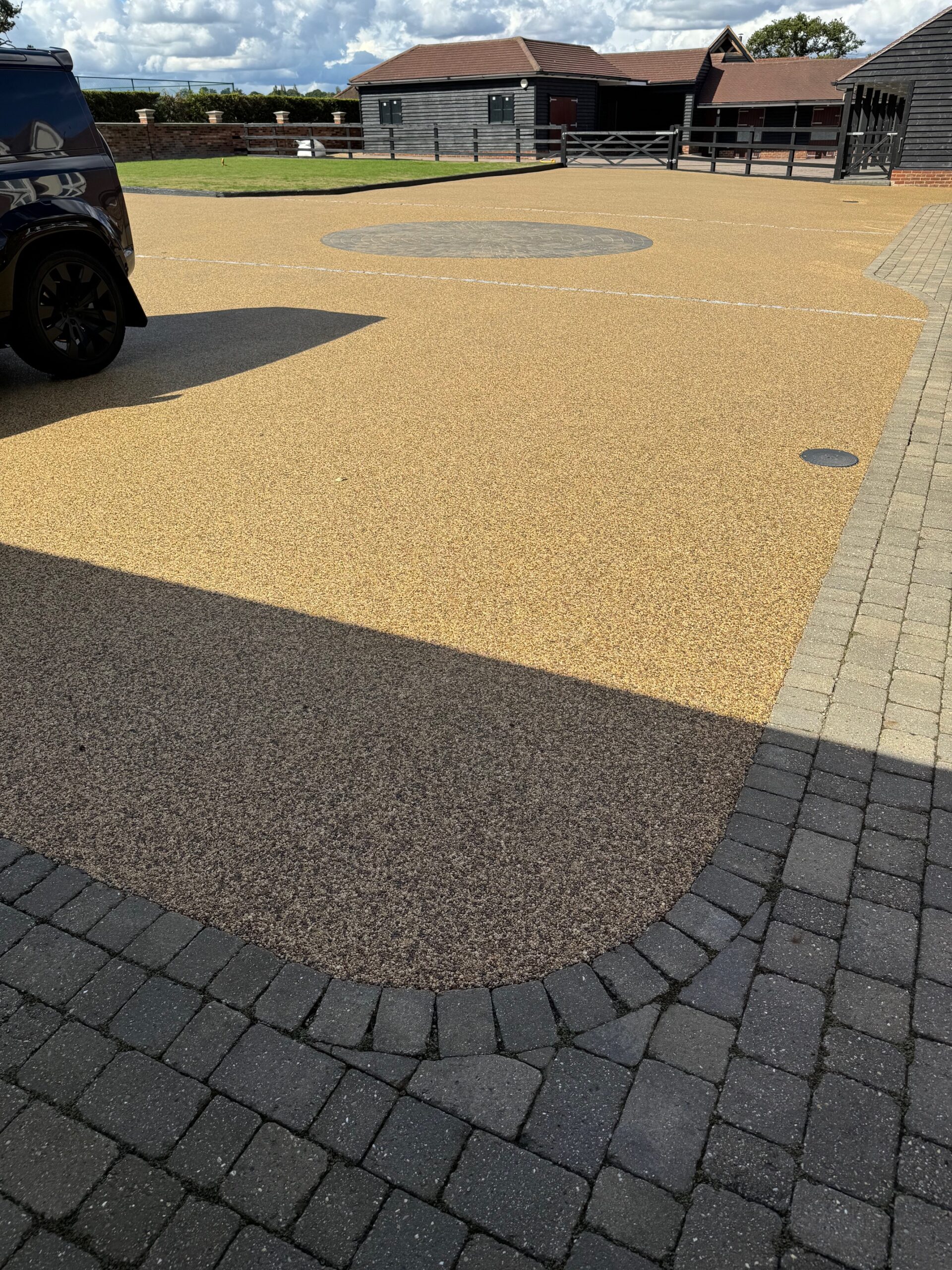 Tar & Shingle